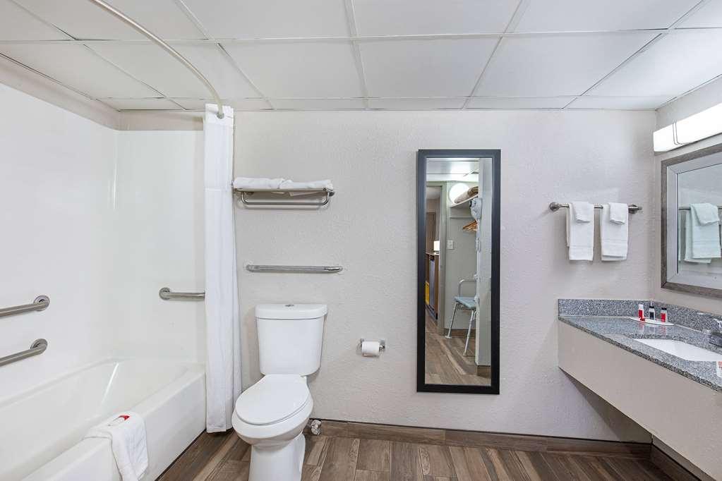 Days Inn By Wyndham Knoxville North Powell Habitación foto