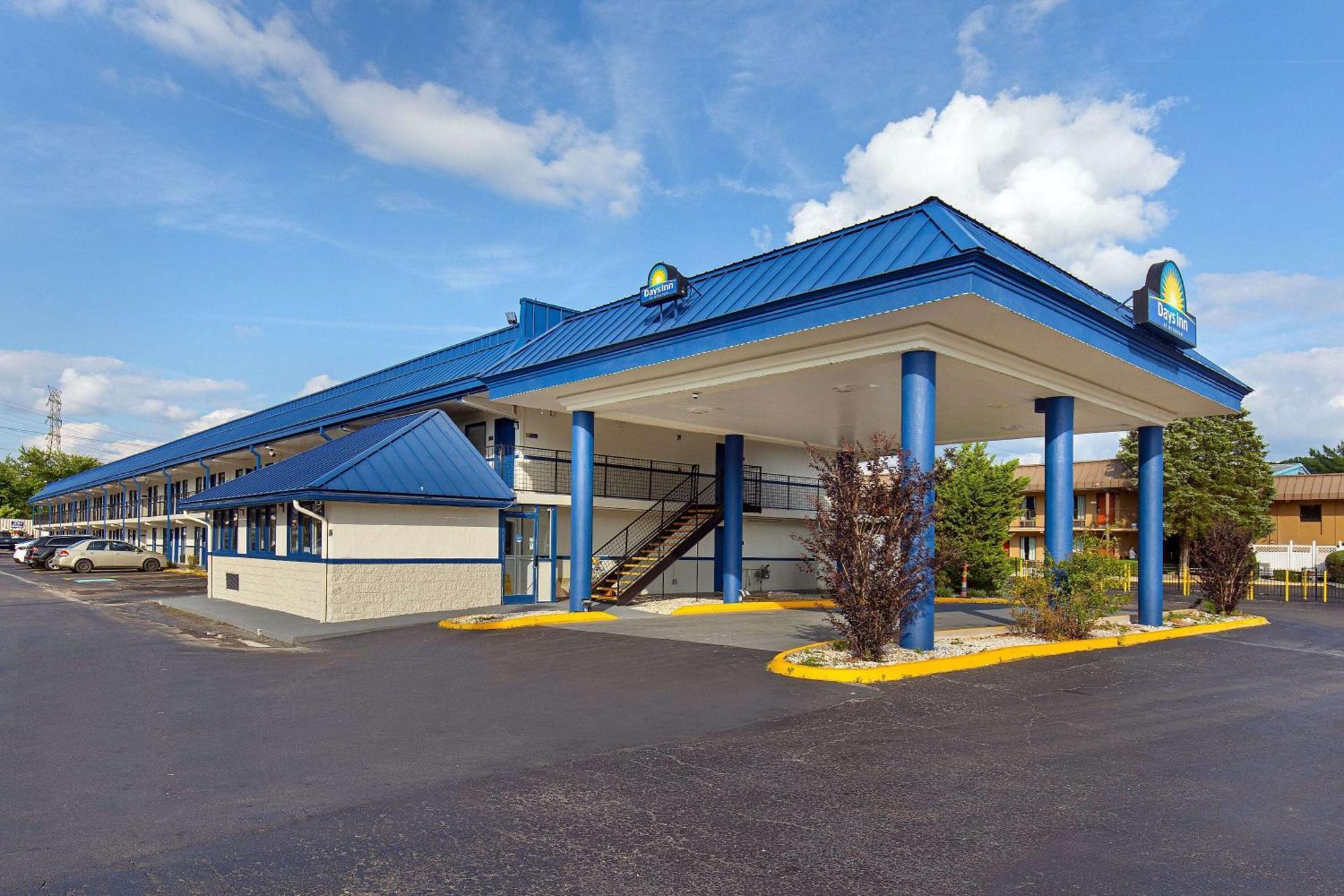 Days Inn By Wyndham Knoxville North Powell Exterior foto