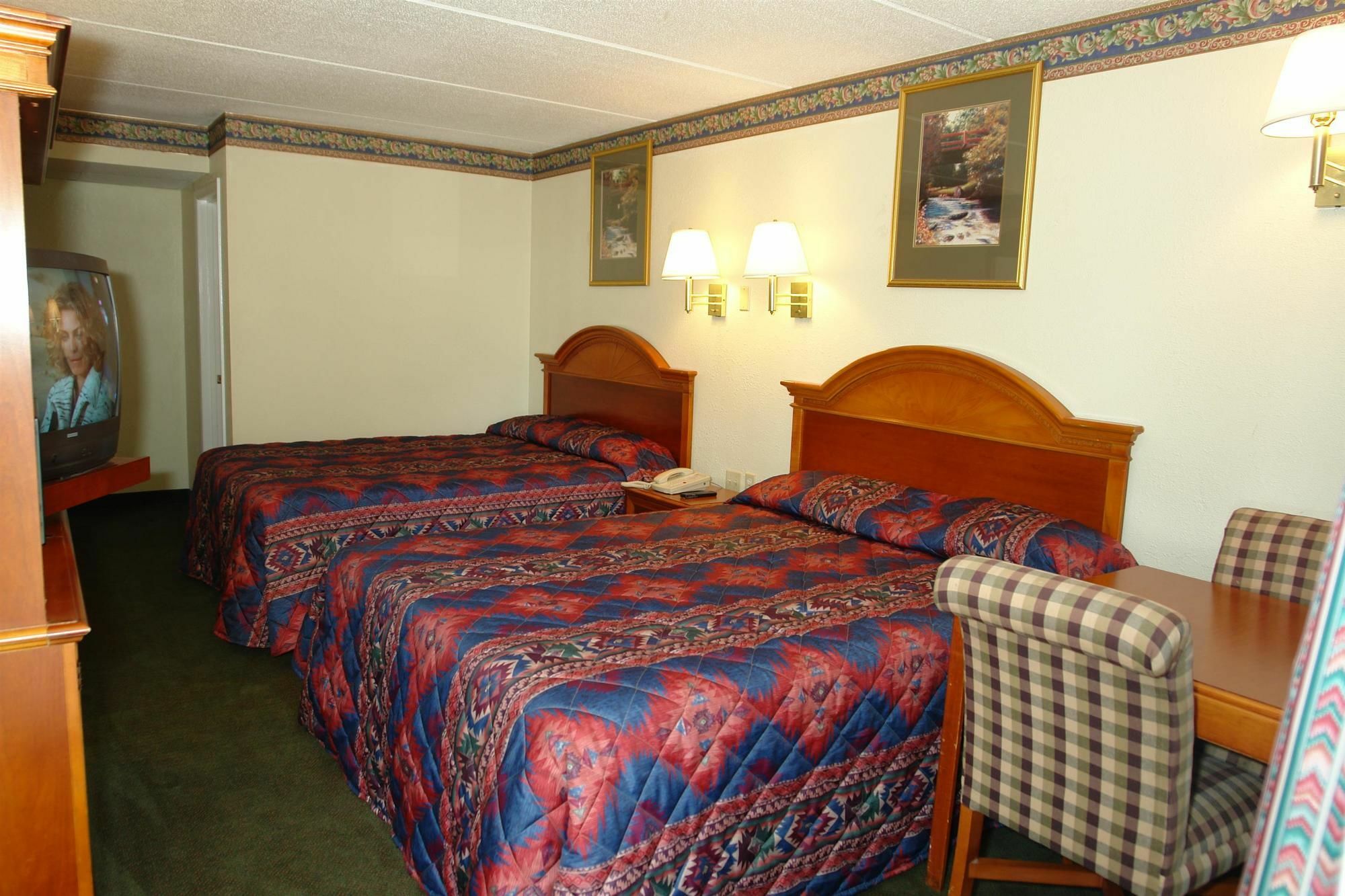 Days Inn By Wyndham Knoxville North Powell Exterior foto